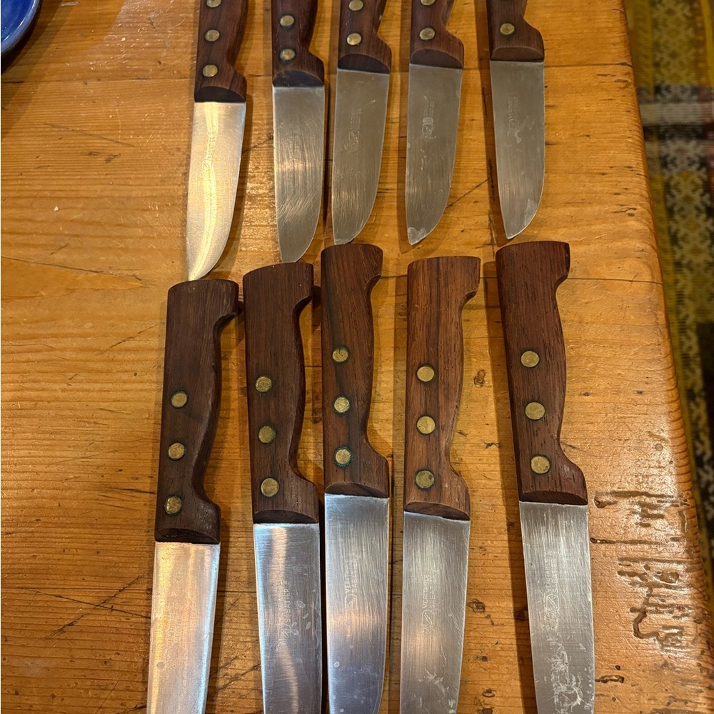 10 vintage Wood-Handle Steak Knife Set - Brown Handles, Stainless Blades